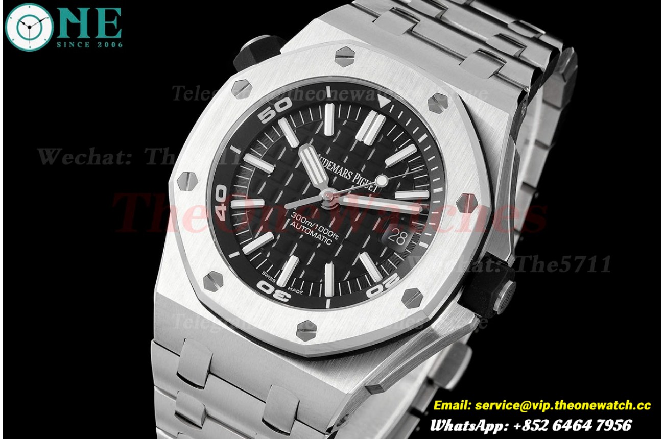 Royal Oak Offshore Diver 15703 42mm SS/SS Black Dial APSF SA3120
