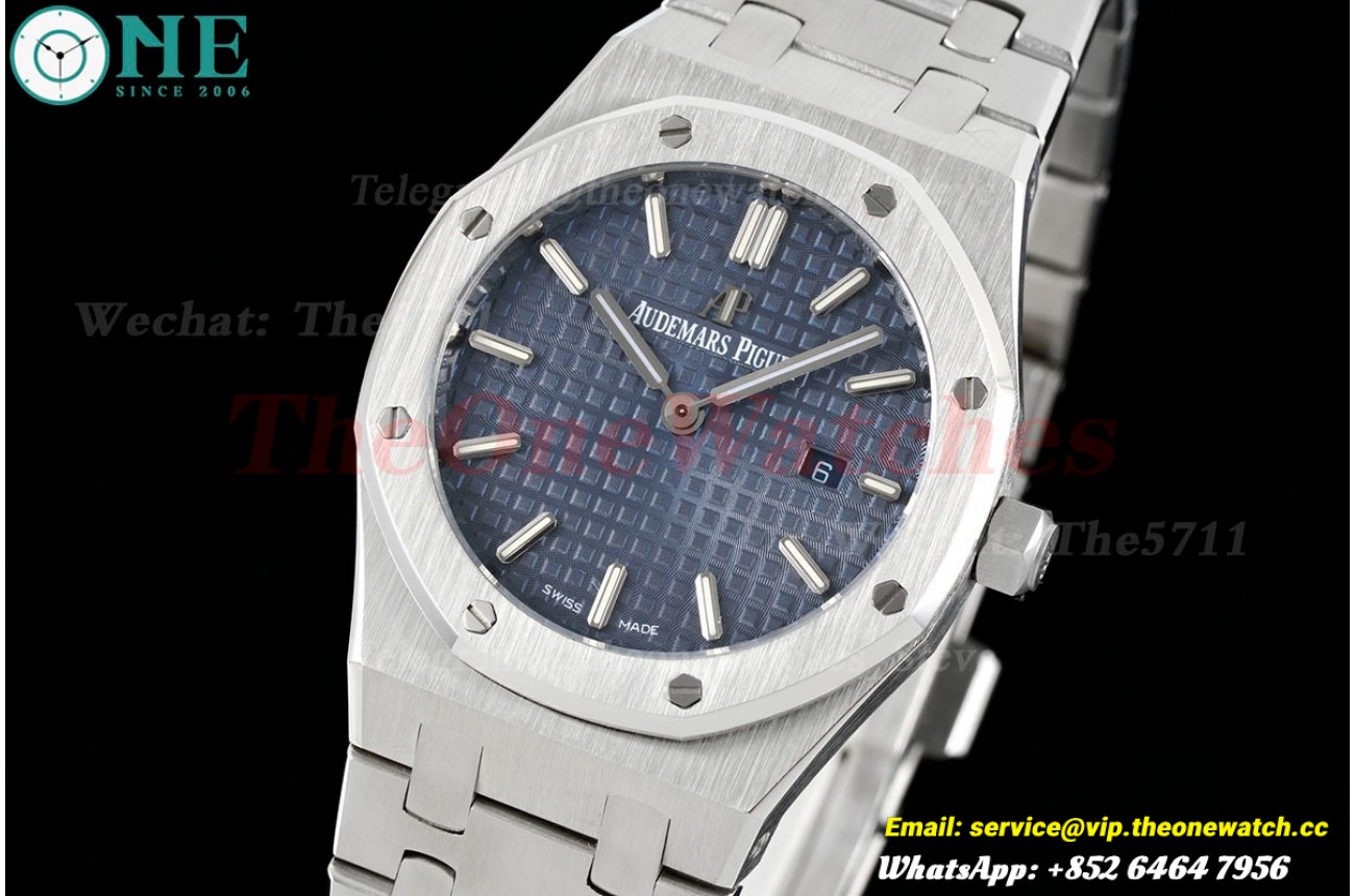 Royal Oak Ladies 33mm SS/SS Blue Dial 8F Swiss Quartz