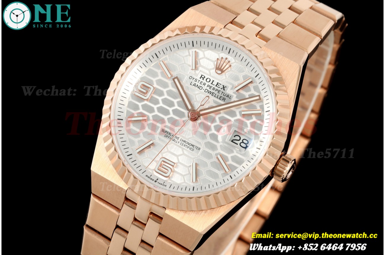Land Dweller 127335 40mm RG/RG Silver Dial DIWF A7135
