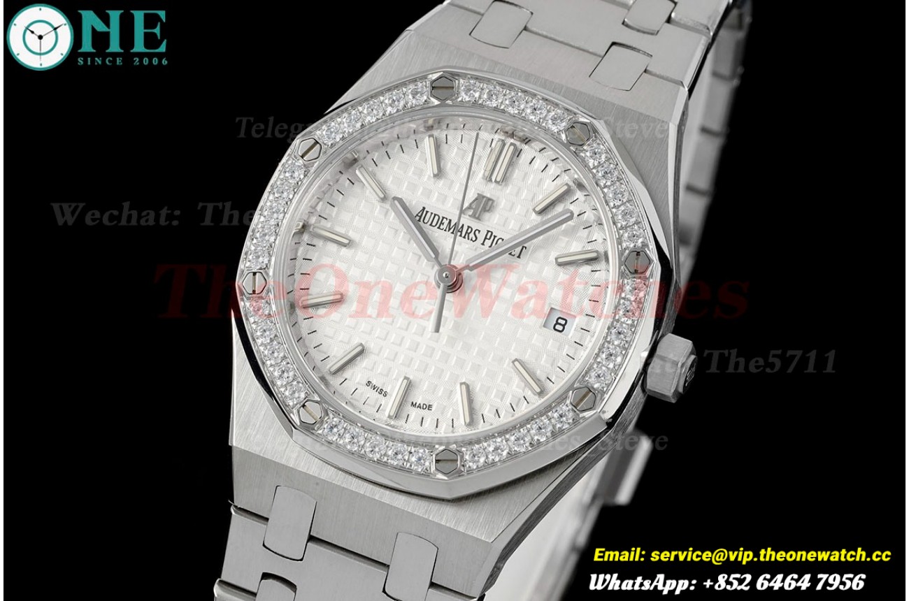 Royal Oak 77351 Ladies 34mm SS/SS White/Diamonds 8F A5800