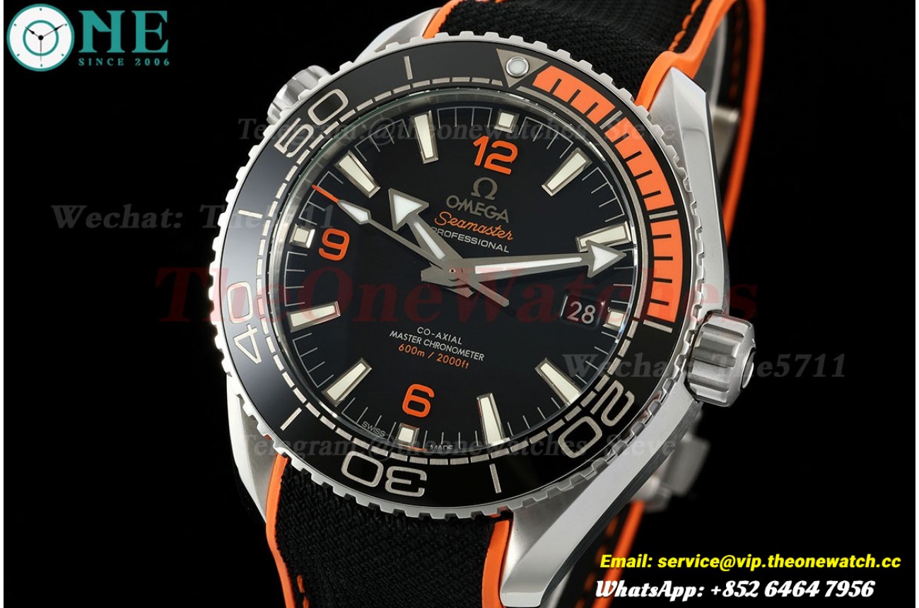 Planet Ocean 600m 43.5mm Orange SS/RU Black Dial SCF A8900