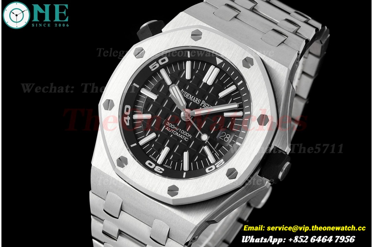 Royal Oak Offshore Diver 15710 42mm SS/SS Black Dial APSF SA3120