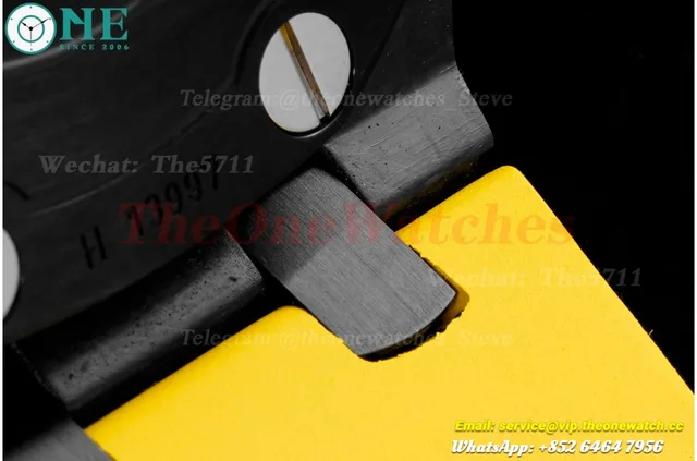 Royal Oak Offshore 42mm Cer/RU Black/Yellow  JJF A7750 — photo 15