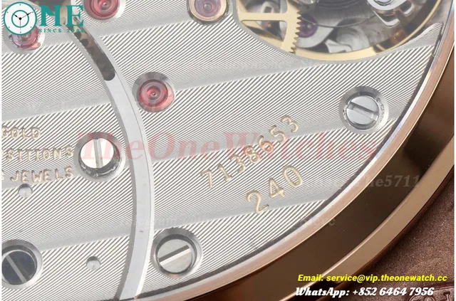 Nautilus 40mm 5712 RG/LE Grey/Stk PPF A240 — photo 13